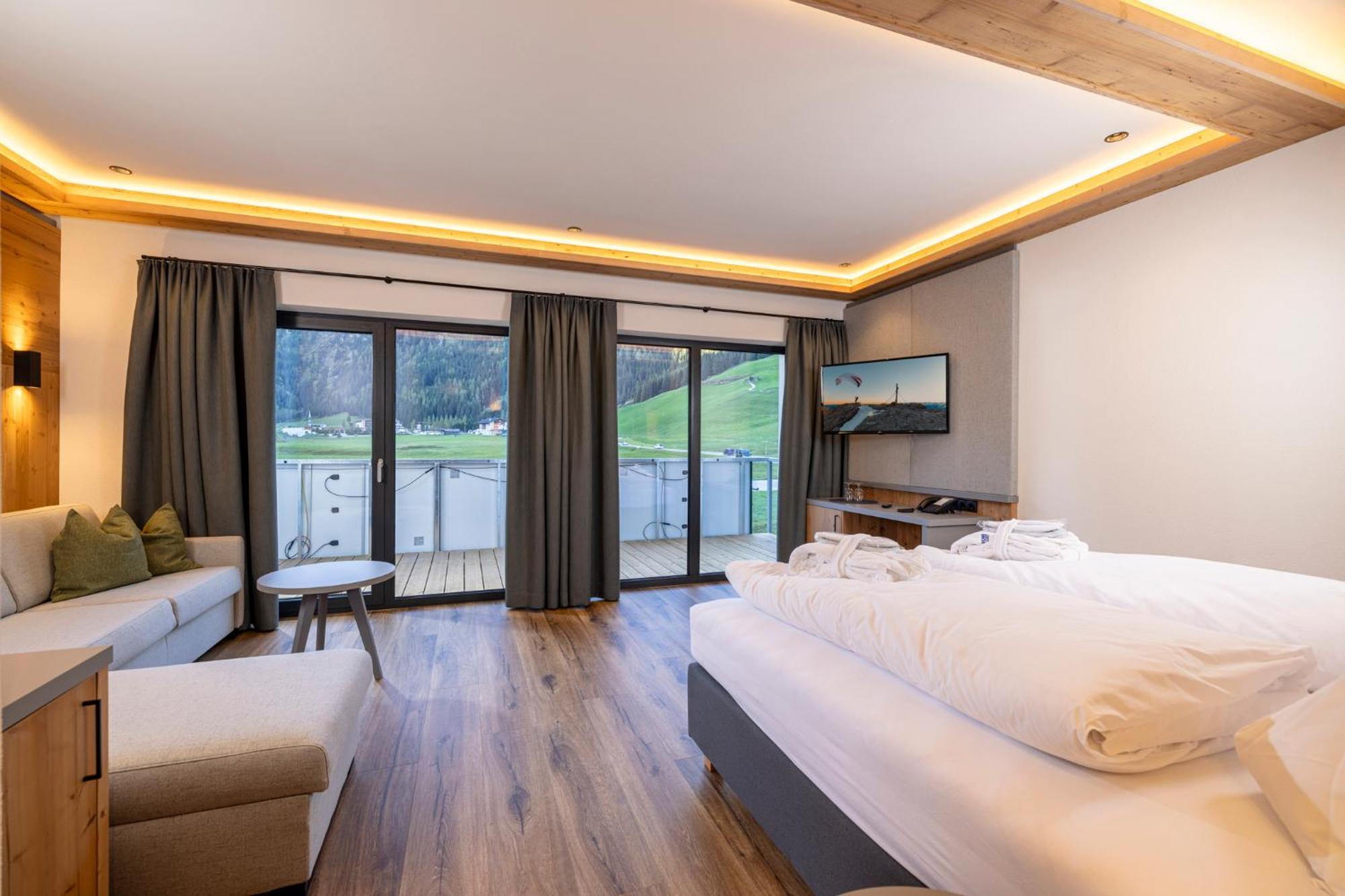 Thermal-Badhotel Kirchler Tux Dış mekan fotoğraf