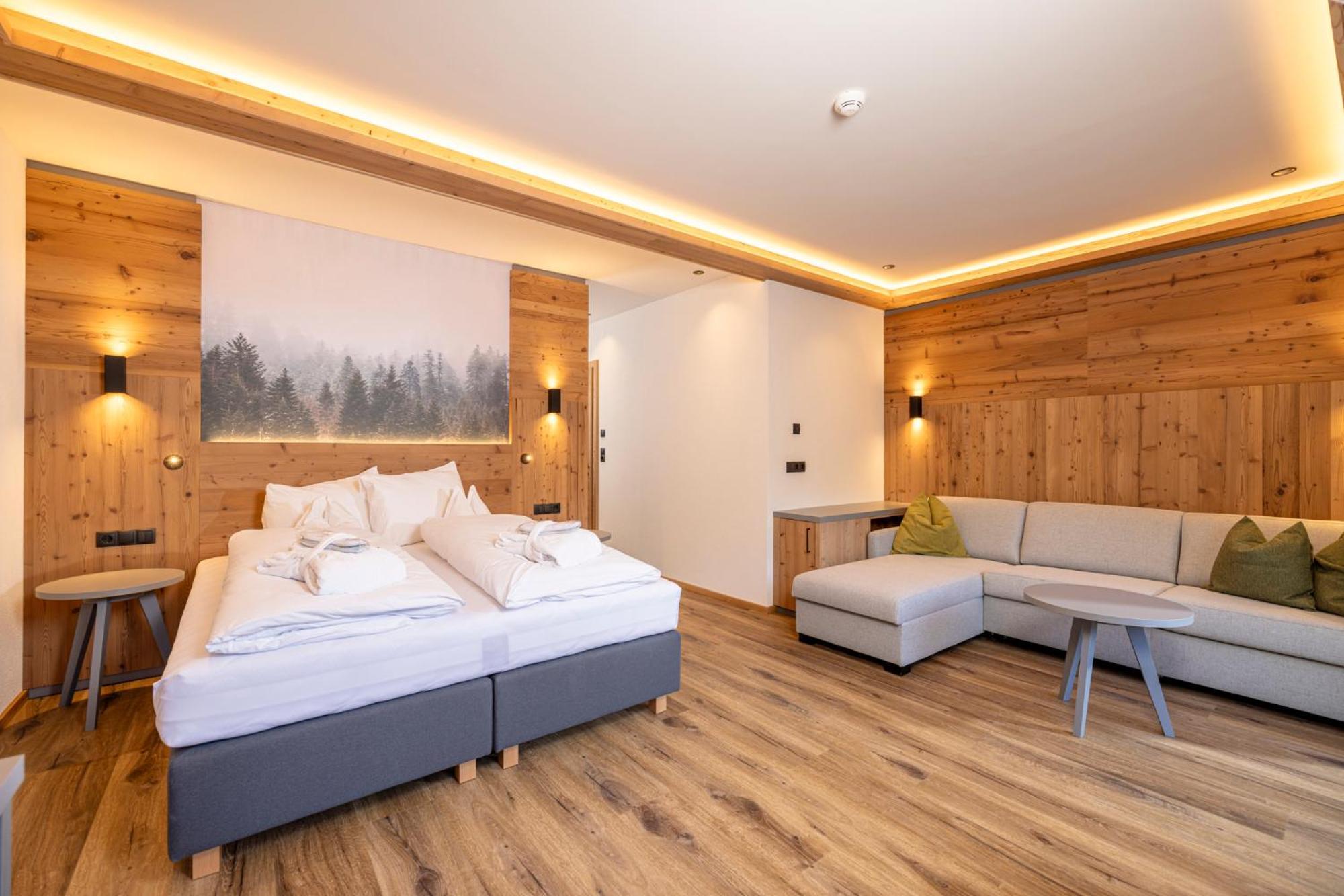 Thermal-Badhotel Kirchler Tux Dış mekan fotoğraf