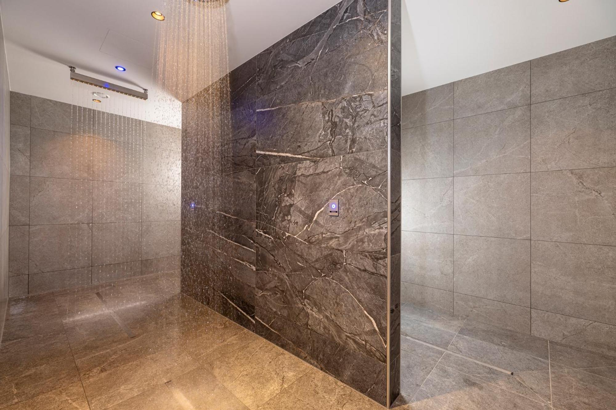 Thermal-Badhotel Kirchler Tux Dış mekan fotoğraf